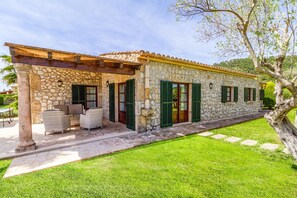 Terrace/patio - SEGUE. The perfect fusion between quality, beauty and tradition (Alcudia)
