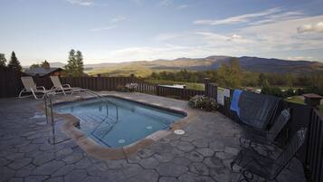 Piscine couverte, piscine chauffée