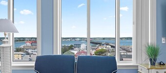 PENTHOUSE - 8TH Floor Boardwalk/Epic Views/Pool/