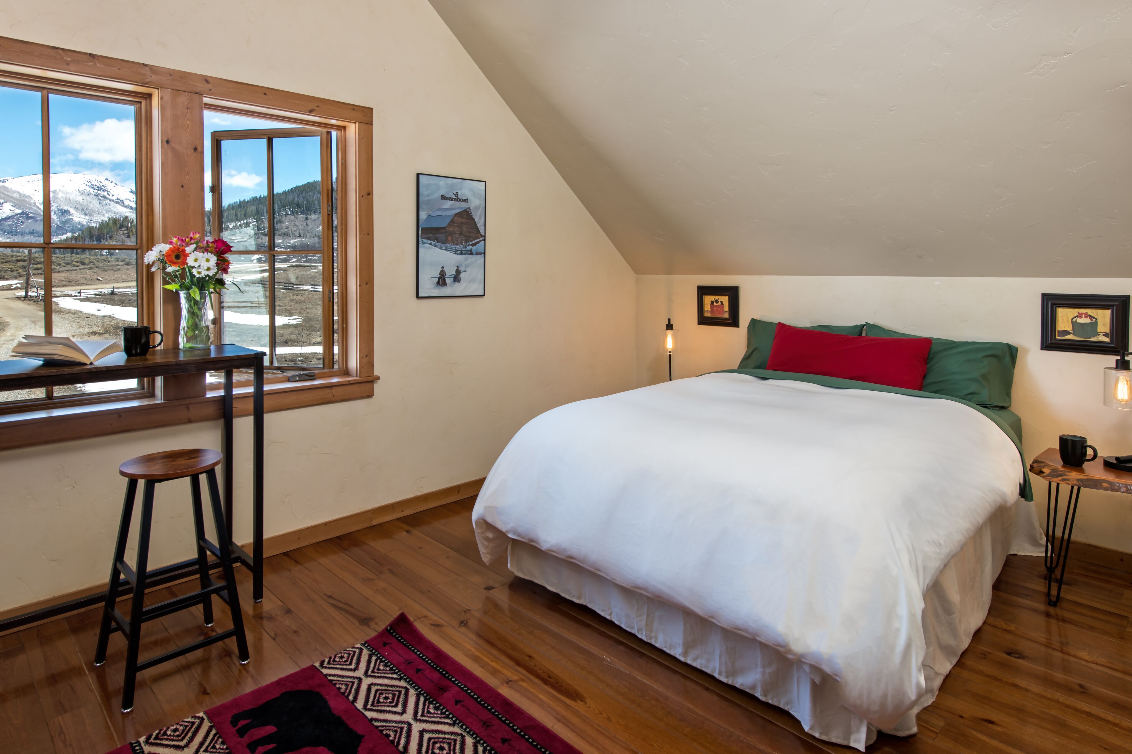 The Woof Ranch Bed & Breakfast by Hahns Peak