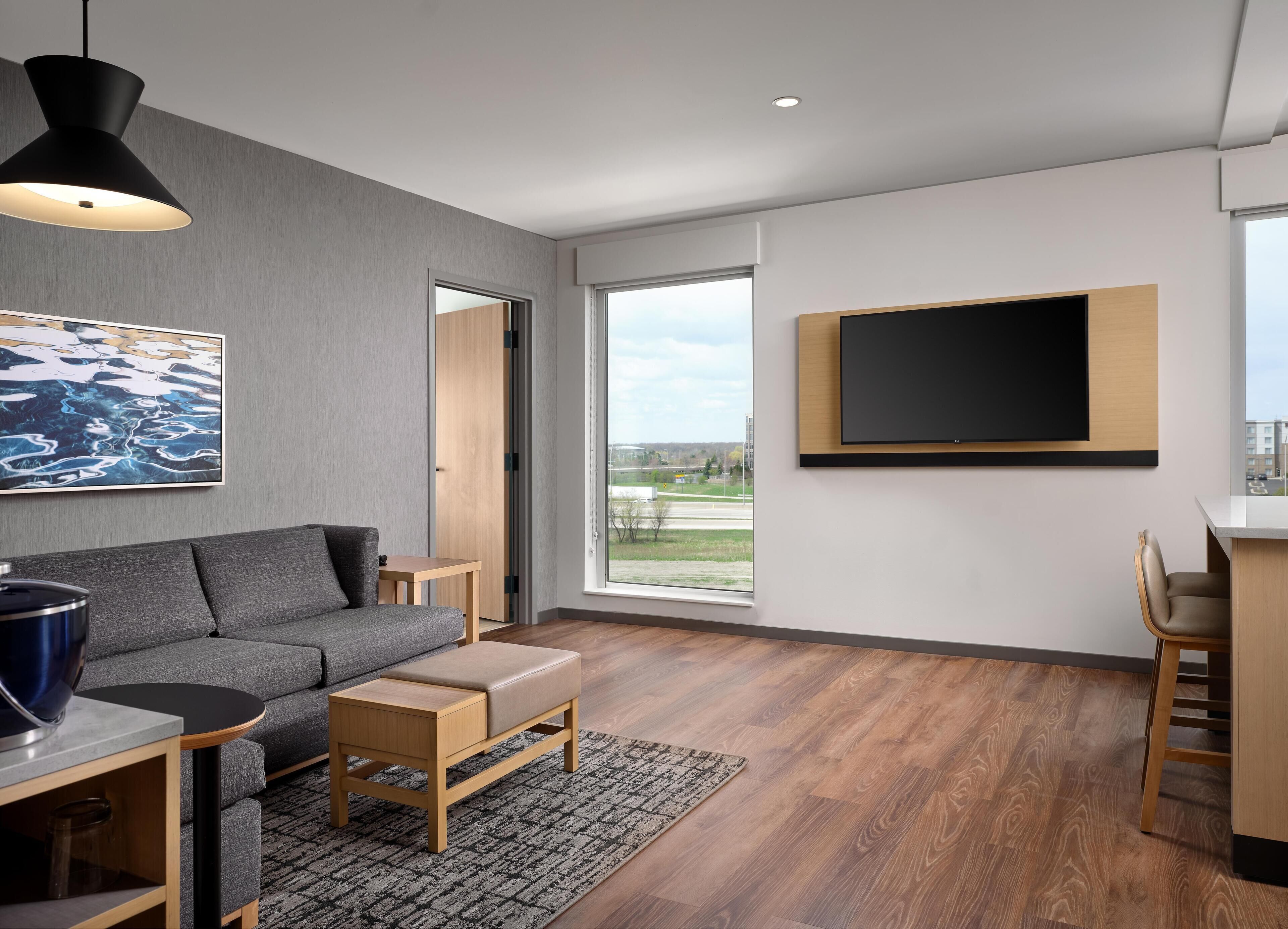 Suite, 1 King Bed with Sofa bed | Hypo-allergenic bedding, down duvets, pillow-top beds, in-room safe