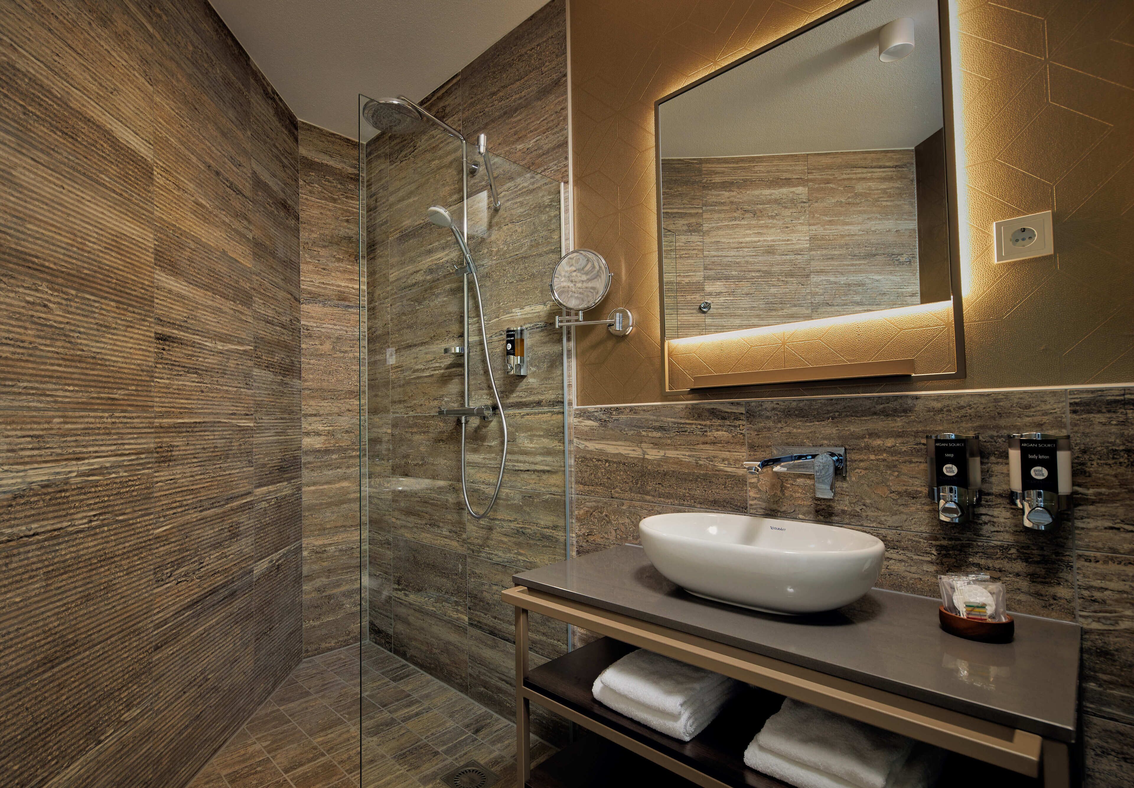 spa room | bathroom | shower, rainfall showerhead, free toiletries, hair dryer