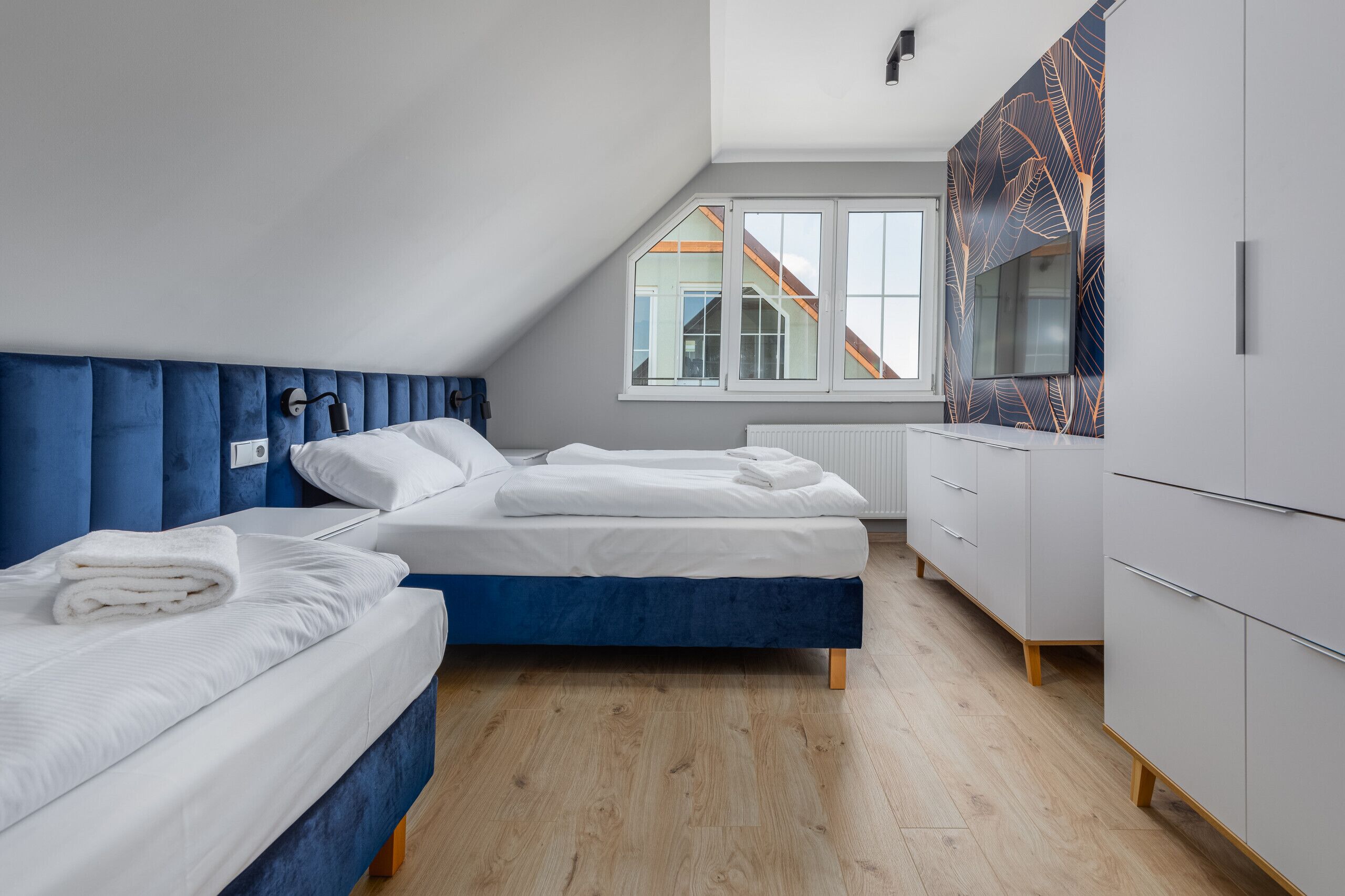 9 makuuhuonetta, ilmainen Wi-Fi, vuodevaatteet