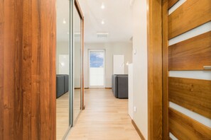 5 bedrooms, cots/infant beds, free WiFi, bed sheets