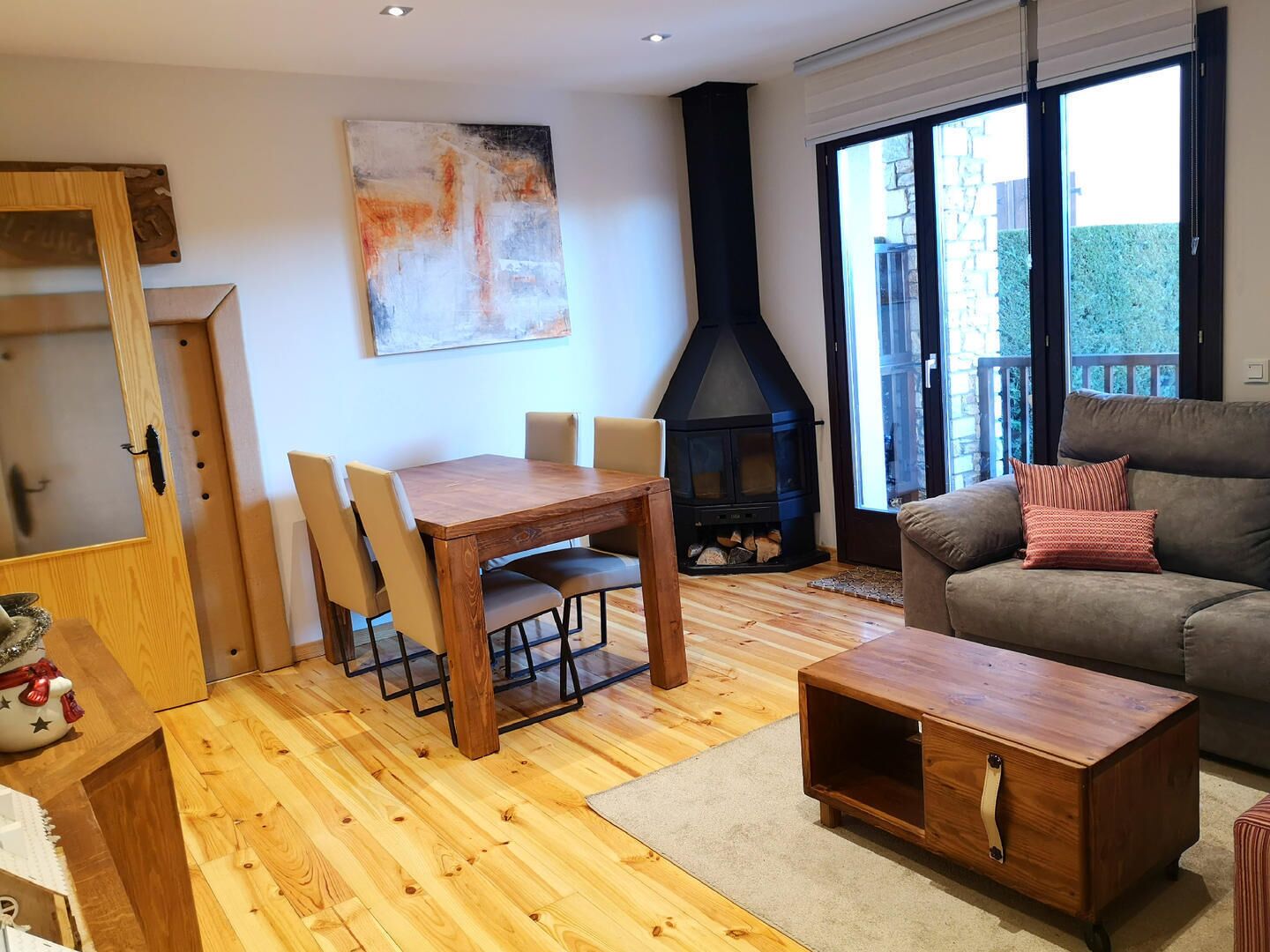 ERR I _ 6 PAX - Two Bedroom Apartment, Sleeps 6