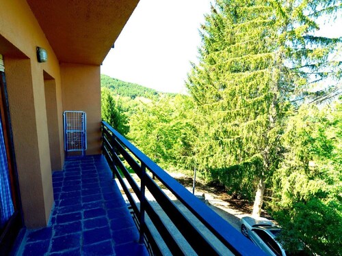 Apartment 2 rooms Fireplace, Football Pitch & Terrace