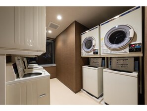 Interior - Comfort Twin Breakfast included Enjoy a safe s / Osaka Ōsaka (Osaka)