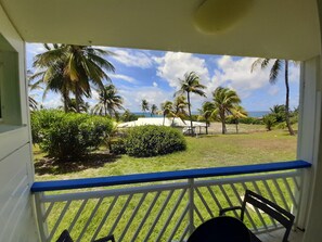 Property grounds - Studio SEA VIEW, beach and pool 100 m away (Saint-François)