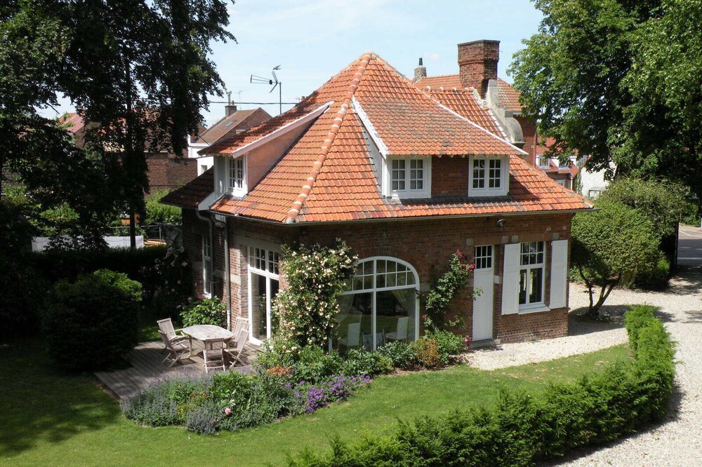 La Verdiere - Charming cottages with private garden in the middle of a park