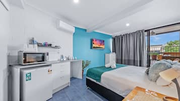 1 chambre, fer et planche à repasser, Wi-Fi gratuit, draps fournis