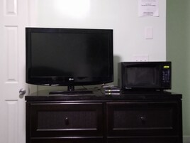 Quarto solteiro clássico | Roupa de cama