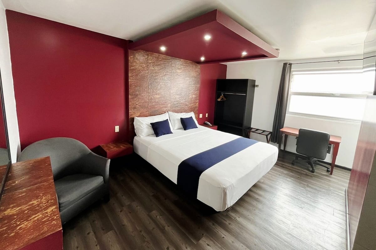 Chambre Classique, 1 très grand lit | Wi-Fi gratuit, draps fournis