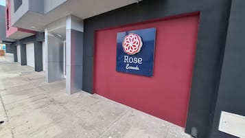 Entrada de la propiedad
