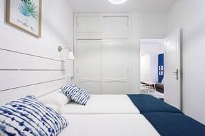 1 habitación, tabla de planchar con plancha, wifi y ropa de cama 
