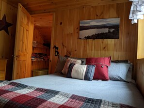 3 camere, ferro/asse da stiro, Wi-Fi gratuito, lenzuola