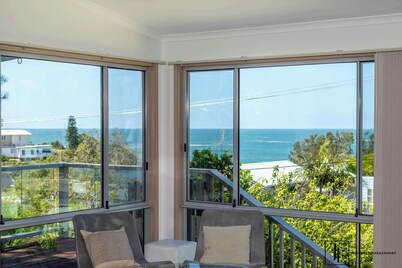 Pet-Friendly Beach Home with Ocean Views: 16