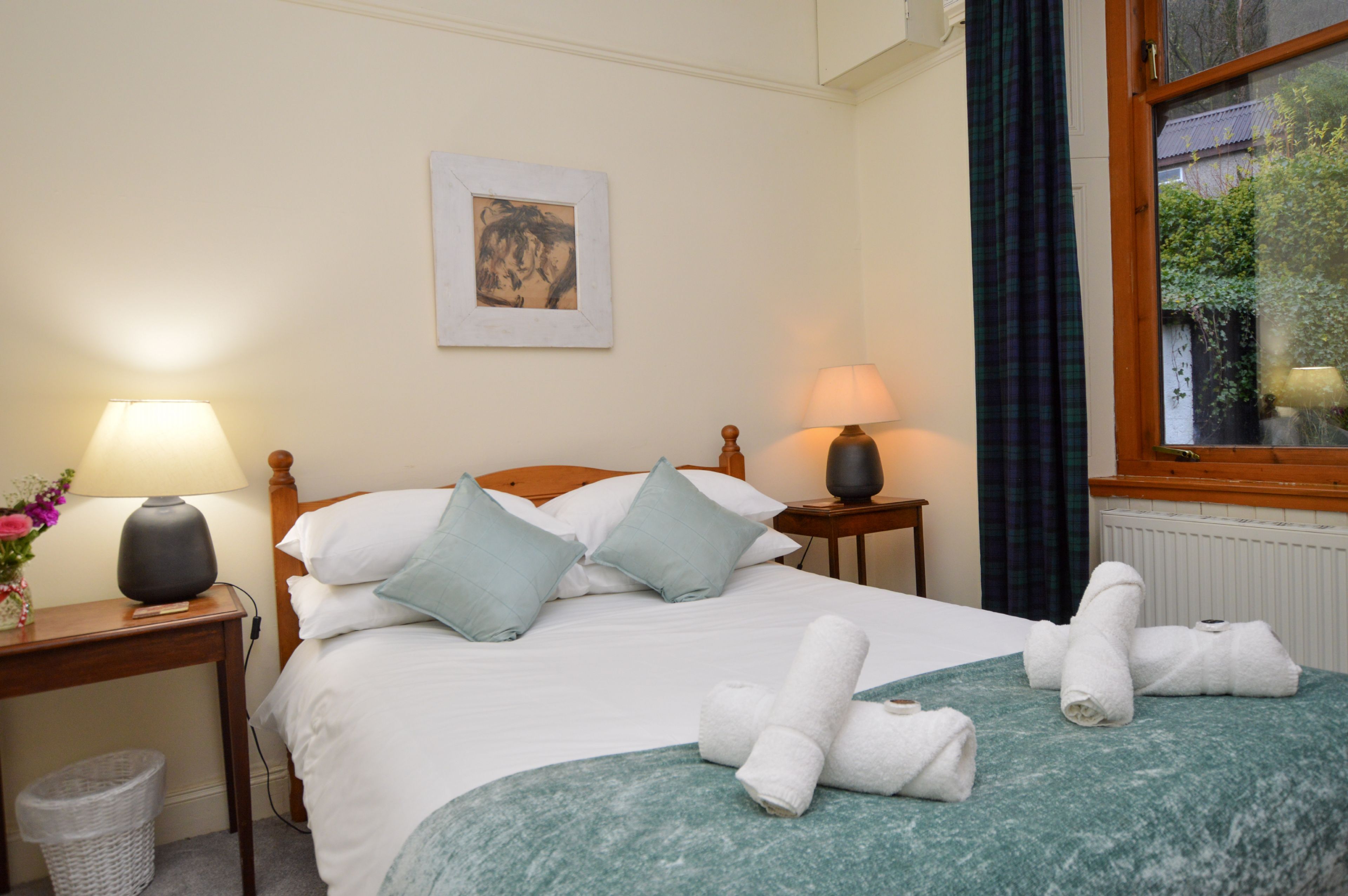 4 多间卧室、熨斗/熨衣板、免费 WiFi、床单