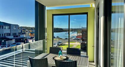 Ishtar Apartment 4 by Book Jervis Bay - Best Water Views