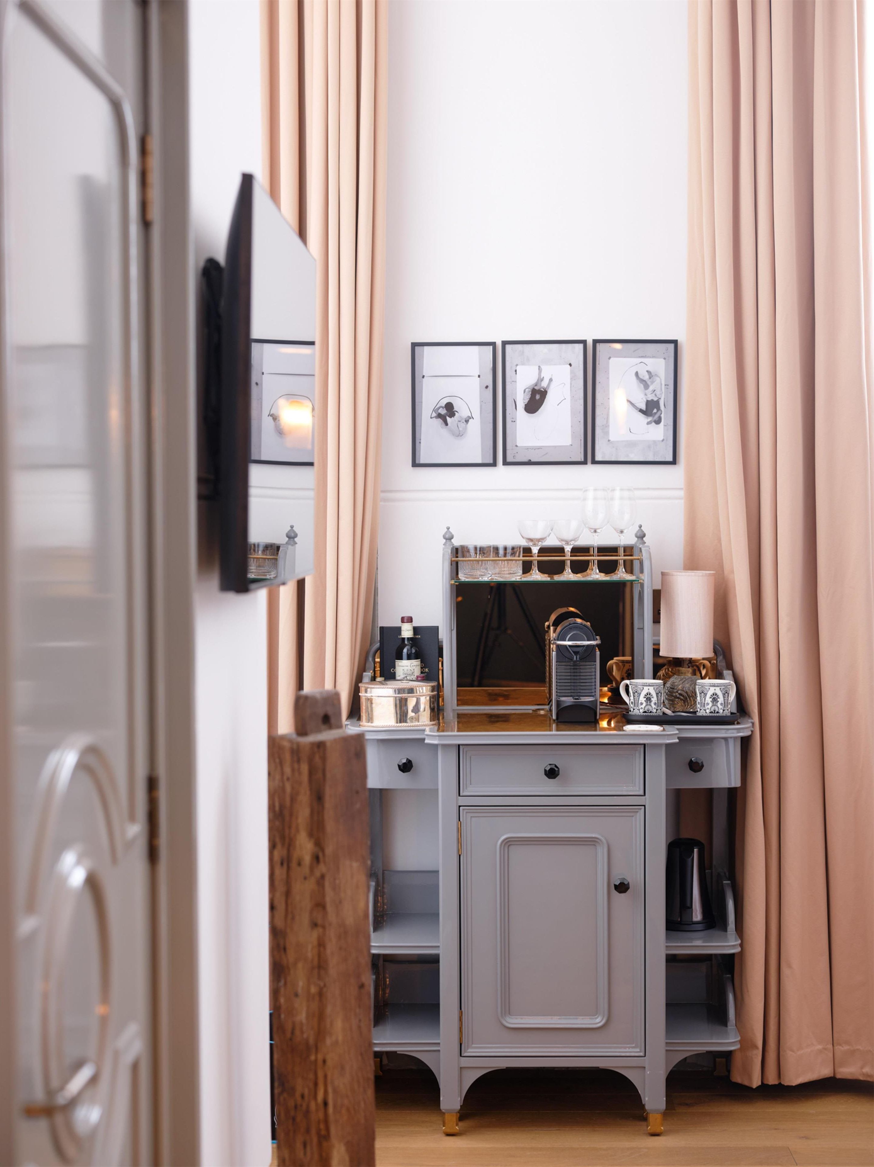 Minibar