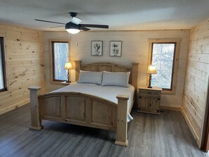 4 camere, una scrivania, ferro/asse da stiro, Wi-Fi gratuito