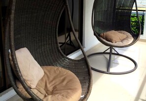 21-inch flat-screen TV with satellite channels, TV - Quinta en Condominio Campestre el Peñon Girardot (Girardot)