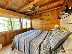 7 bedrooms, free WiFi, bed sheets