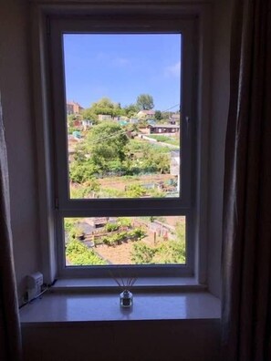 Interior - ☆Bright, Spacious West-End Flat, Near University☆ (Dundee)