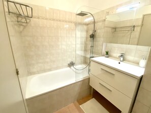 Vasca, asciugacapelli