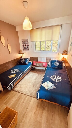 2 Schlafzimmer, Reisekinderbett, WLAN