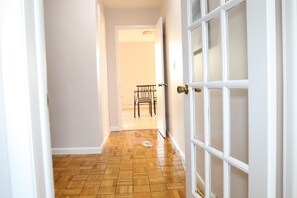 Interior - TwinCity 1 BR/1 BA- Minutes to NYC! (Jersey City)