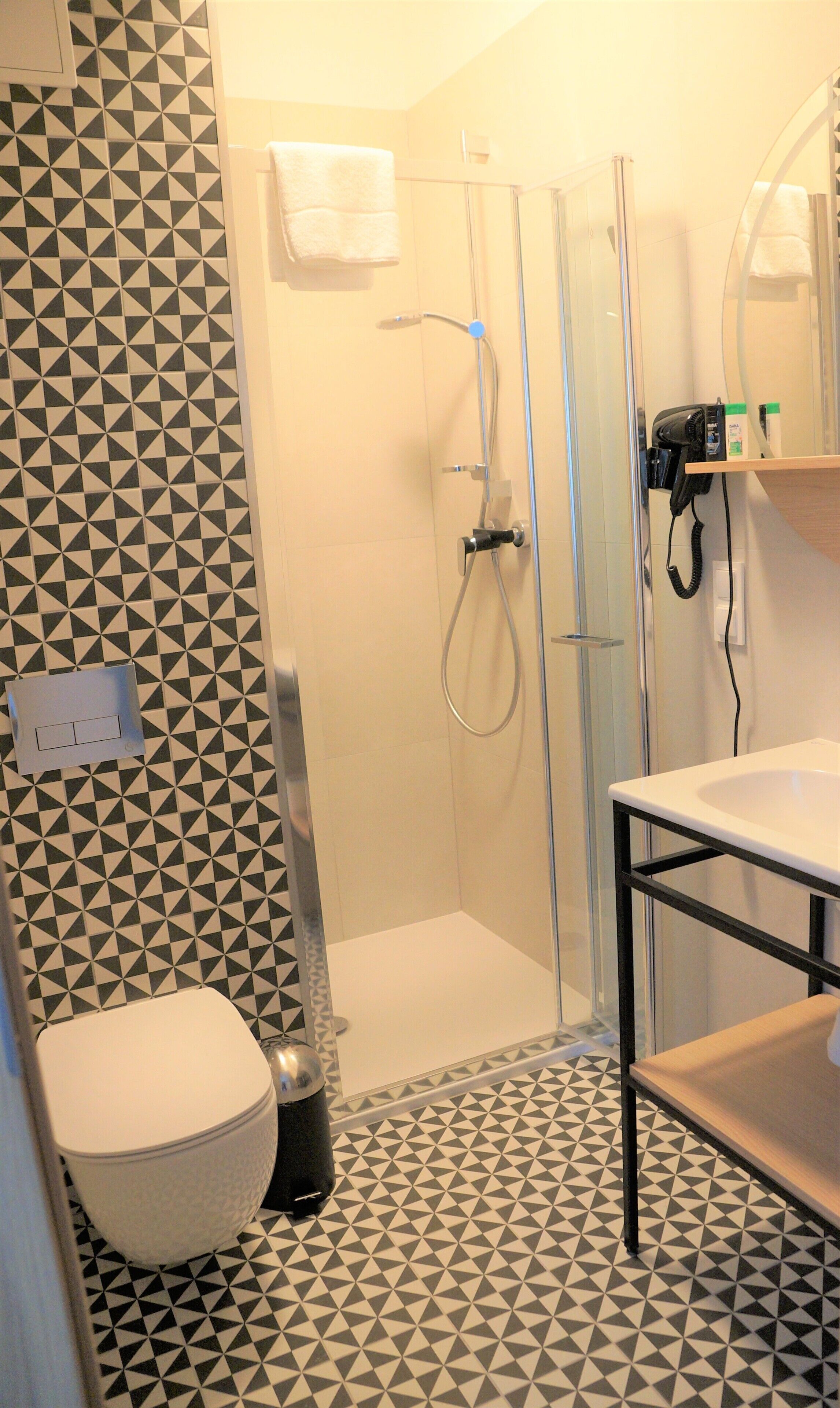 apartment, 1 queen bed with sofa bed | bathroom | eco-friendly toiletries, hair dryer, towels