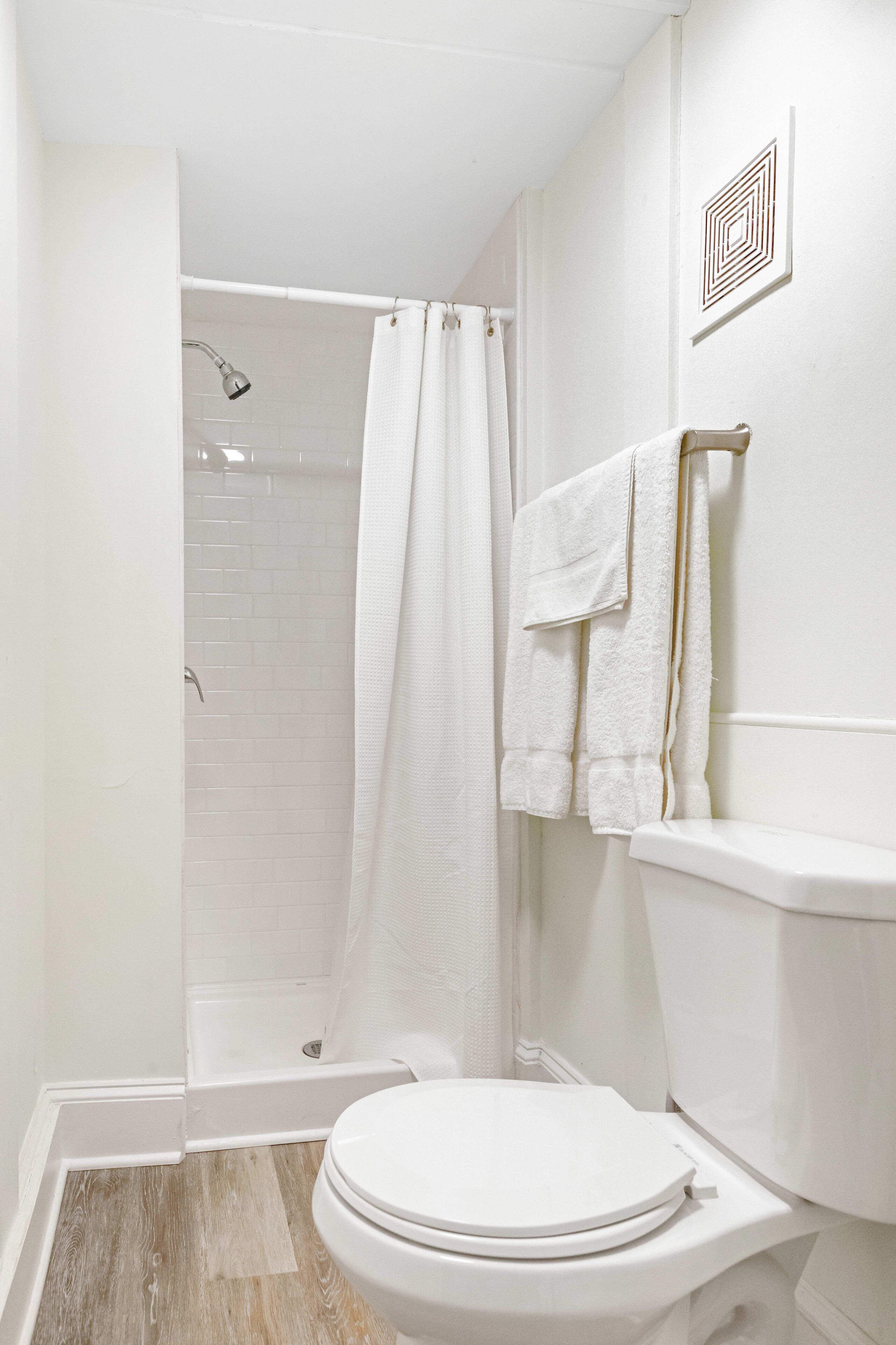 The Melrose- 2C, Private Bed & Bath