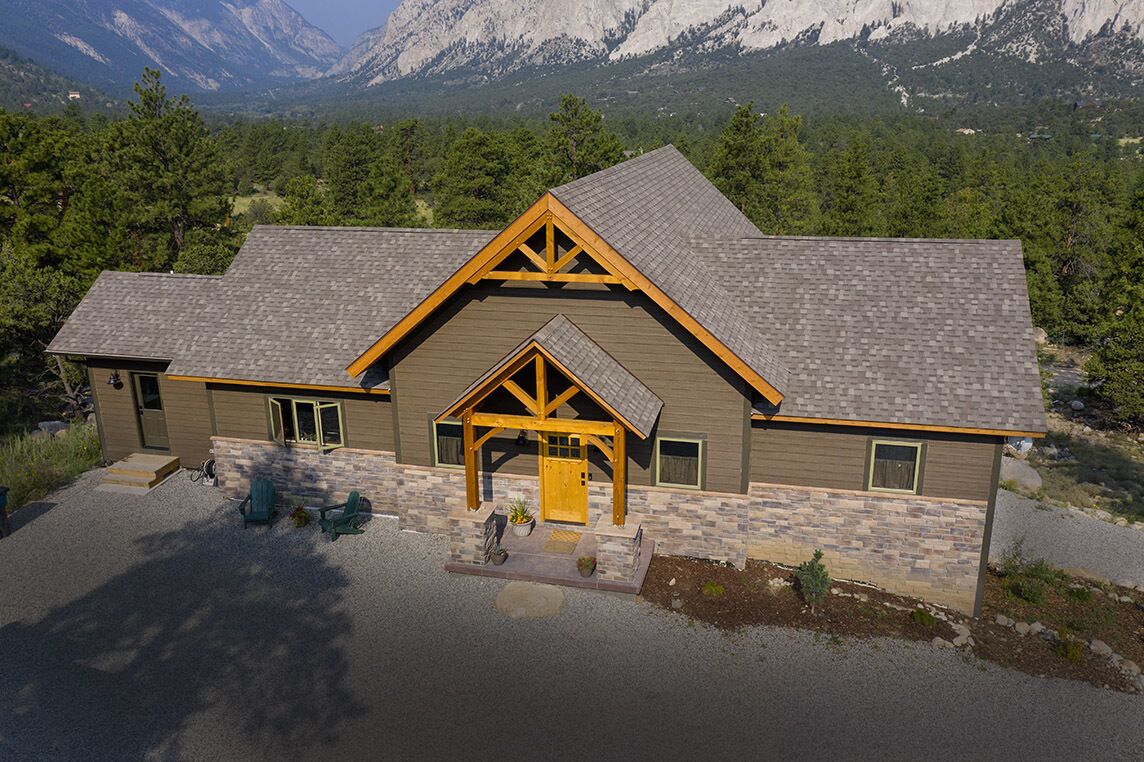 Timber Frame Home with Spectacular View of Chalk Cliffs and Canyon