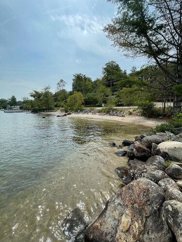 Newfound Lake Bristol, NH Lakefront Cottage