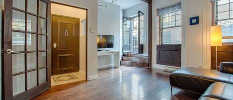 Two-Bedroom Apartement (SJ101) | Front of property