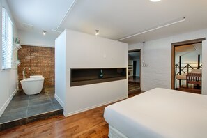 Apartamento, 2 quartos (SJ201) | Ferros/tábuas de passar roupa, berço de viagem, Wi-Fi de cortesia