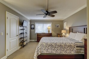 2 bedrooms, desk, iron/ironing board, free WiFi