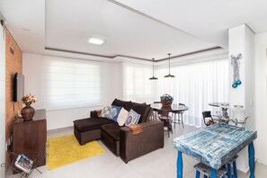 Apartment | Wohnbereich | 1-Zoll-Fernseher mit Digitalempfang
