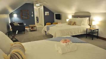 1 bedroom, desk, iron/ironing board, WiFi