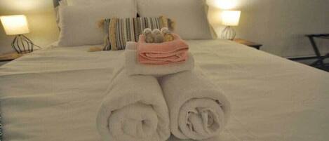 1 Schlafzimmer, Schreibtisch, Bügeleisen/Bügelbrett, WLAN