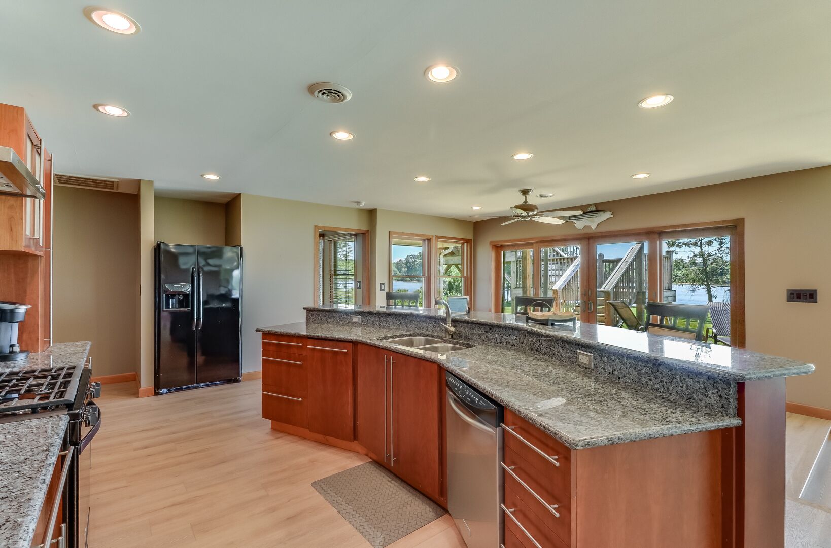 Waterfront Retreat for Weekends and More!