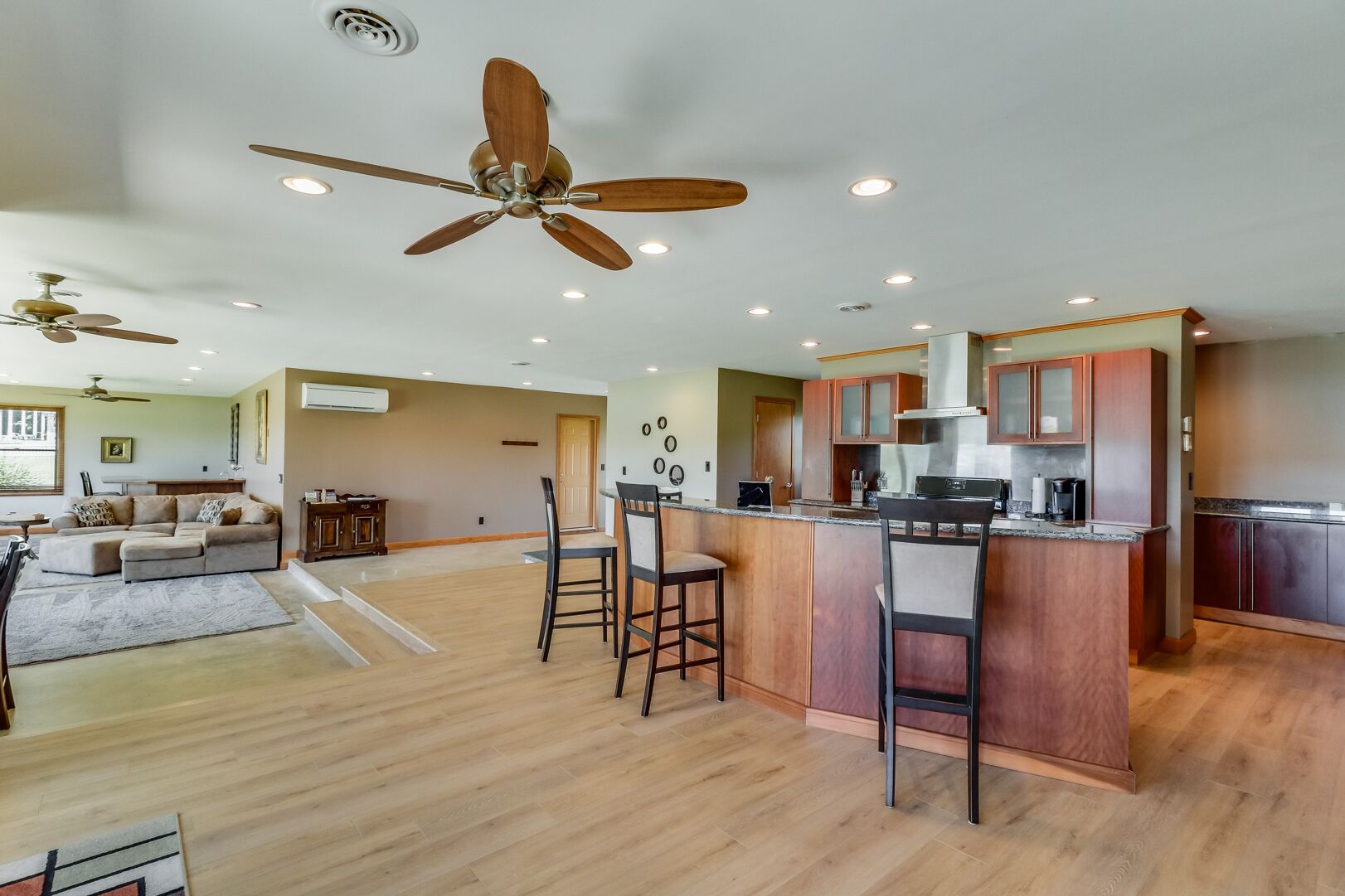 Waterfront Retreat for Weekends and More!