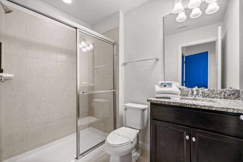 2412 Dubai St (31).jpg