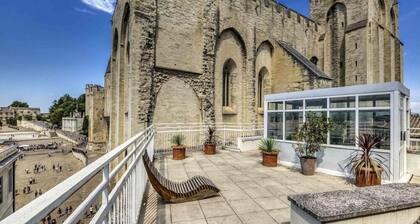 Mercure Avignon Centre Palais des Papes Hotel