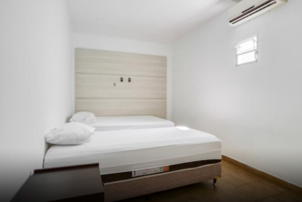 واي فاي مجانًا وملاءات أسرّة