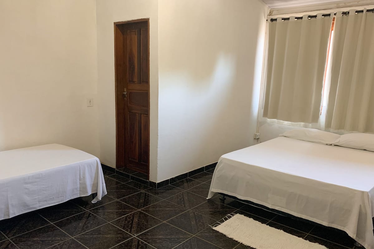 Triple Room, Multiple Beds | Minibar, free WiFi, bed sheets