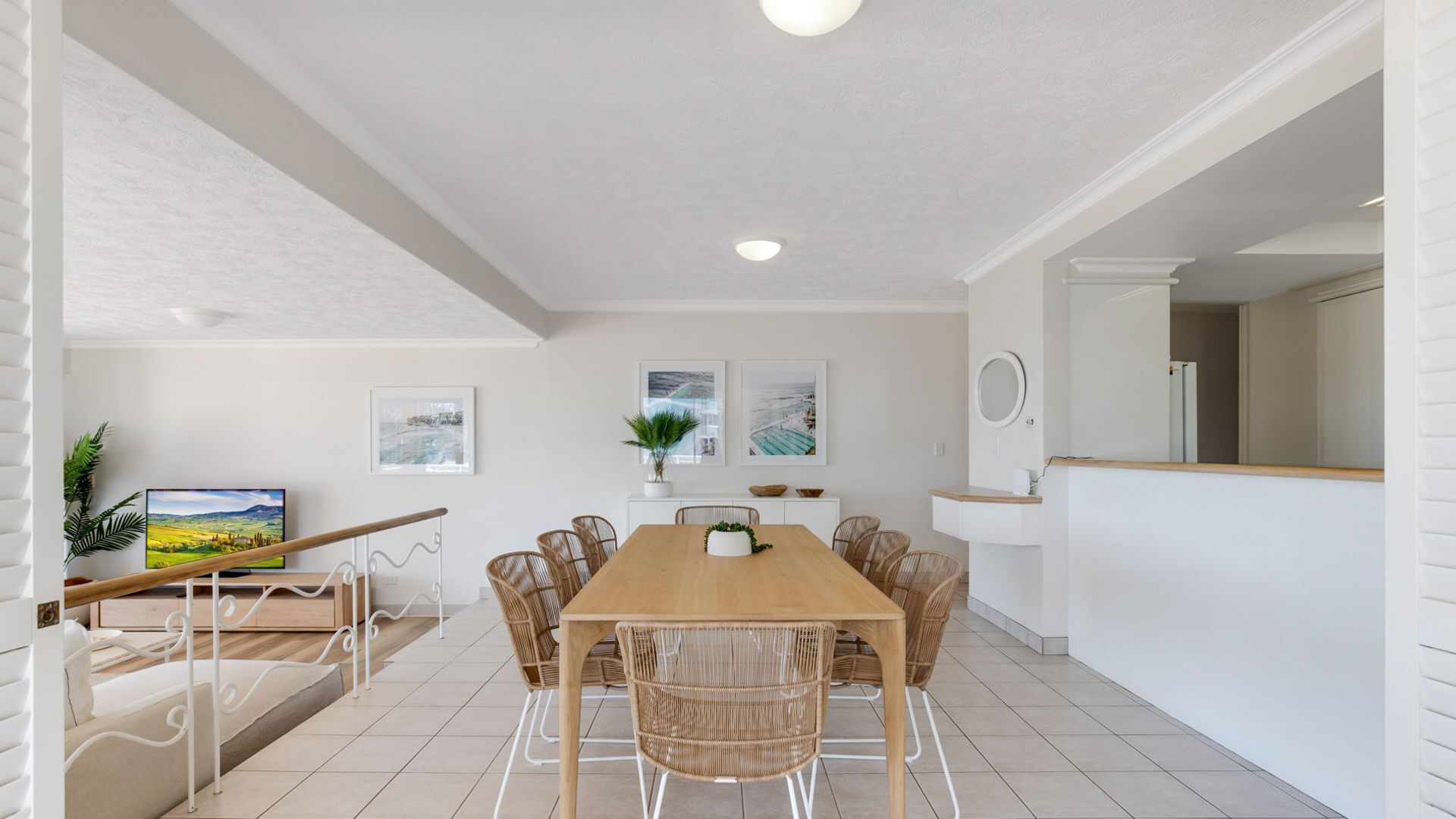 Orion 2 - Beachfront Rainbow Bay Coolangatta - All Linen Supplied - Min. 3 night stays year round! — image 15