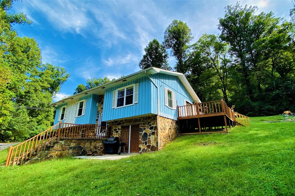 The Courtney Cox Cottage
