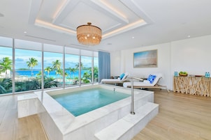 Couples treatment rooms, hot tub, steam room, body treatments