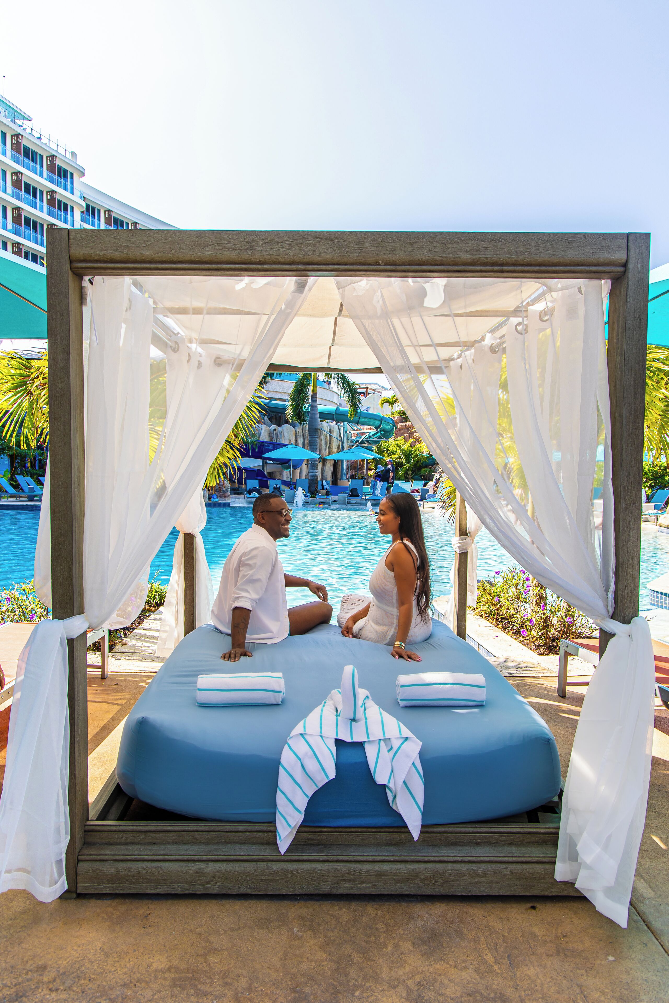 4 outdoor pools, open 7:00 AM to 8:00 PM, pool cabanas (surcharge)